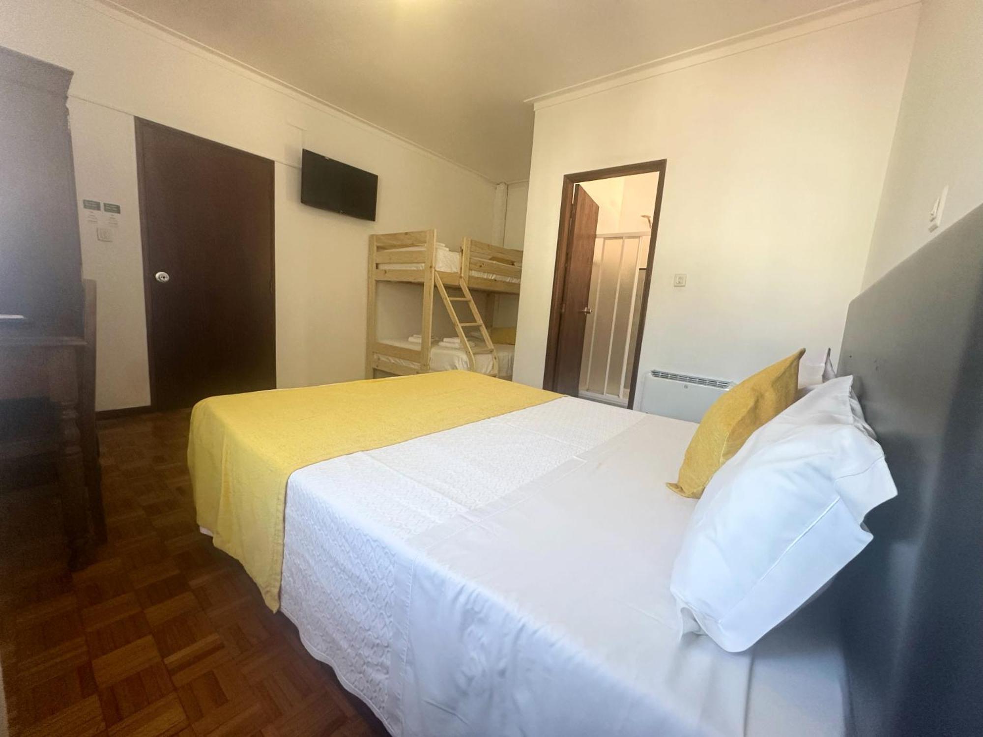 Geres Guest House ภายนอก รูปภาพ