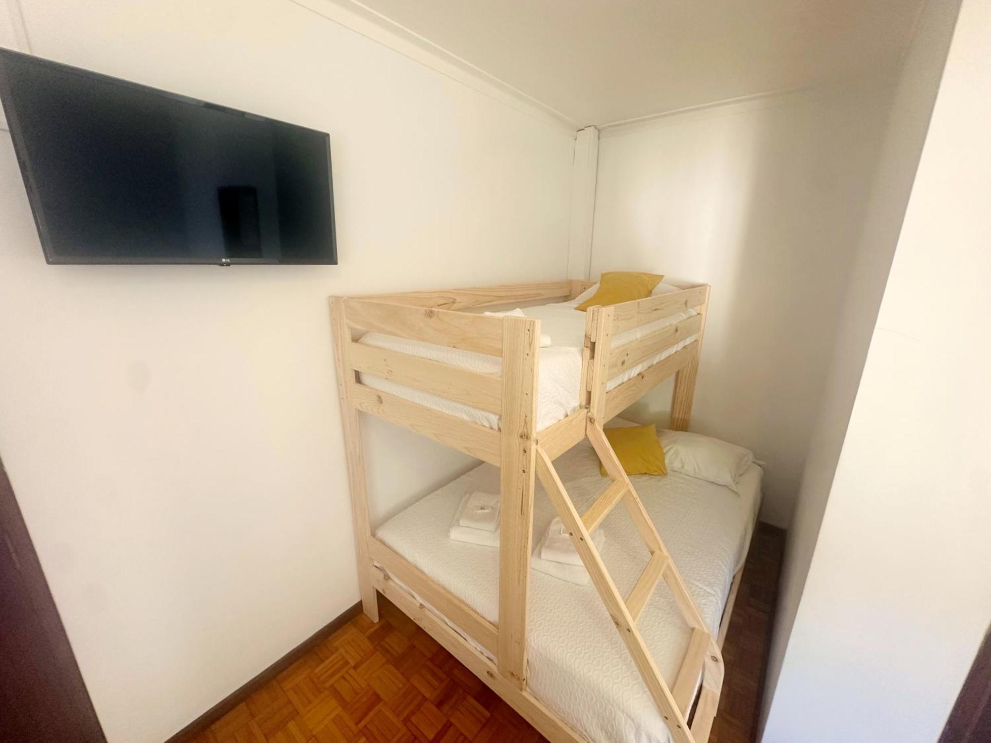 Geres Guest House ภายนอก รูปภาพ