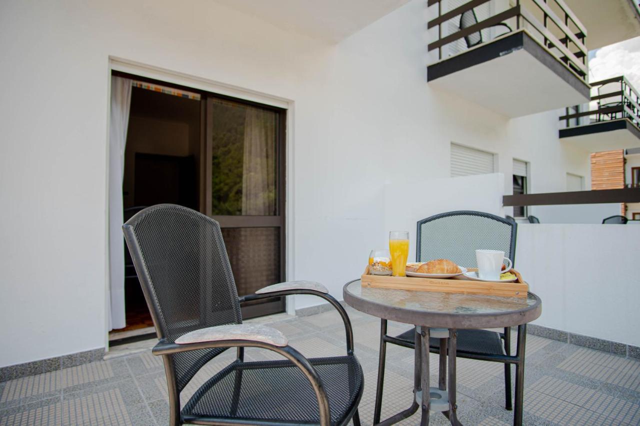 Geres Guest House ภายนอก รูปภาพ