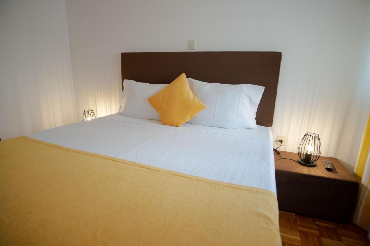 Geres Guest House ภายนอก รูปภาพ
